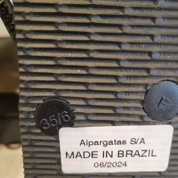 Havaianas x Disney Minnie Mouse Flip-Flops – Women’s Size 6 – NWT - Picture 6 of 8